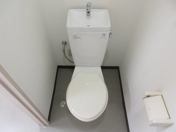 【ROYAL SESSIONSのトイレ】