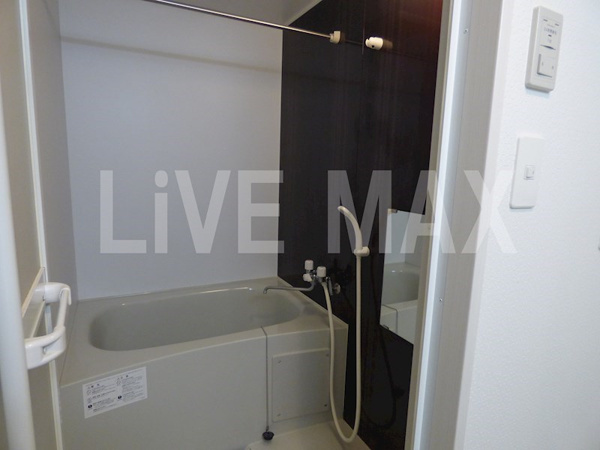 【ユニエトワール札幌北9条の浴室】