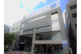 トラストワンビル１９の外観