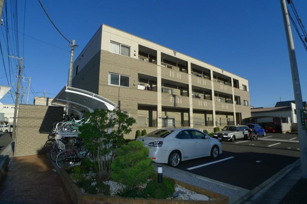 Ｒｏｍａｎｔｉｓ Ｋａｗａｇｕｃｈｉ（ロマンティス 川口）の外観