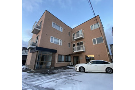 ファーストコート新生の外観