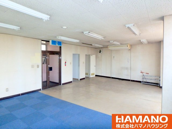 【中沢ビルの内装】