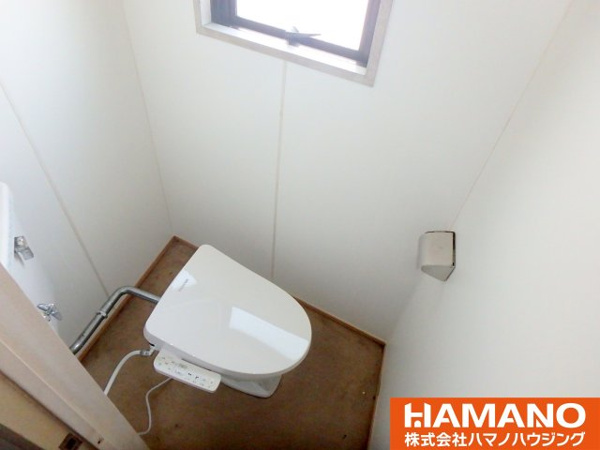 【中沢ビルのトイレ】