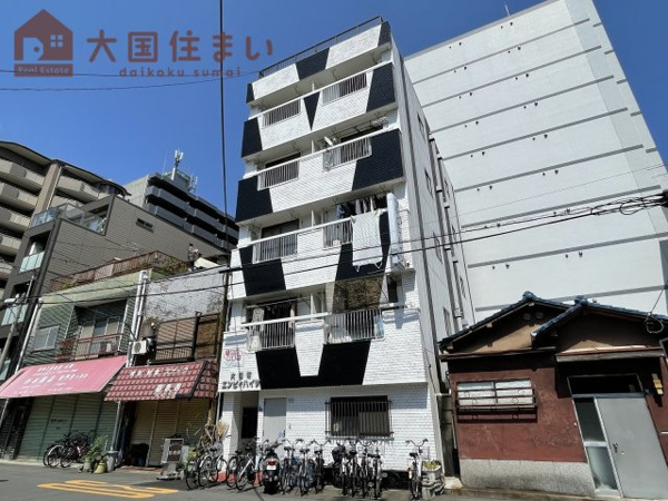 大国町エンビィハイツの外観