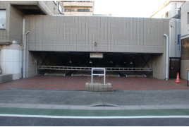 板橋区熊野町の駐車場の外観
