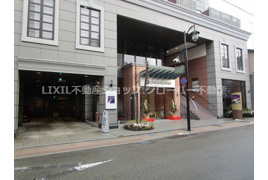 高山市花里町の店舗一部の外観