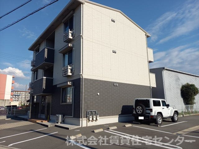 和歌山市雄松町6丁目&nbsp;3階建&nbsp;築6年のイメージ