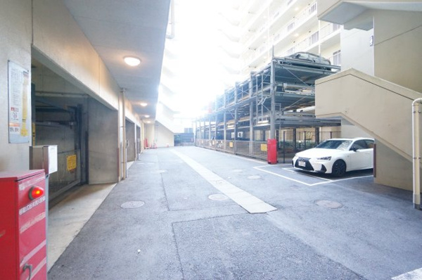 【千葉ポートイーストの駐車場】