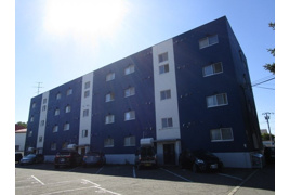 ロイヤルハイツの外観