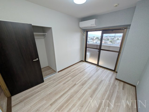 ソサエティ服部の寝室