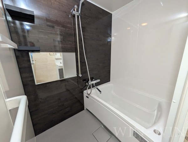 ソサエティ服部の浴室