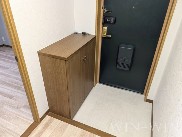 ソサエティ服部の玄関