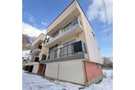 マンションしんうらの外観