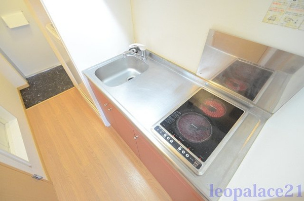 レオパレス森ノ宮中央のキッチン