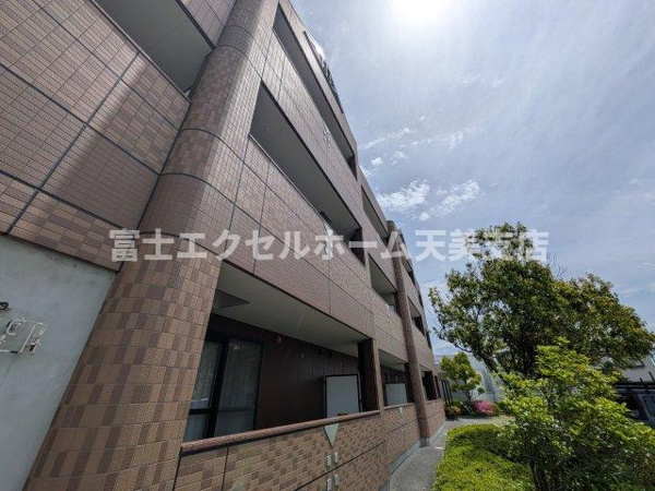 【カステルヴェッチオの外観】
