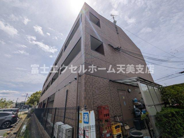 【カステルヴェッチオの外観】
