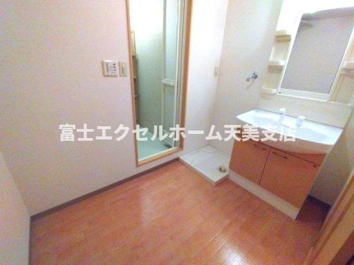 【カステルヴェッチオの洗面所】