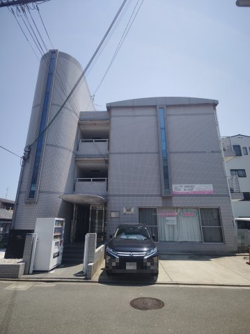 レアル守口の外観