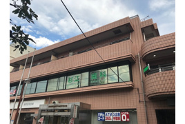 サニーヒルズ平和台の外観