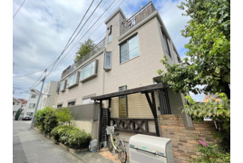 シモンズ北沢の外観