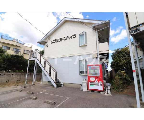 レプリントンハイツA棟の画像