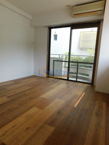 【ヴィラヴェルディ3番館の居間】