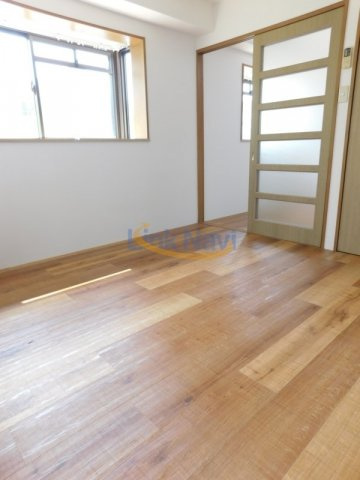 【ヴィラヴェルディ3番館の居間】