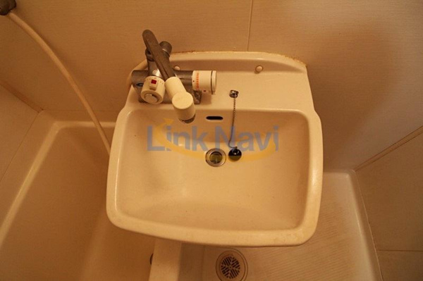 【ヴィラヴェルディ3番館の洗面所】