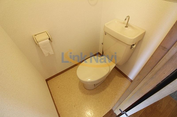 【ヴィラヴェルディ3番館のトイレ】