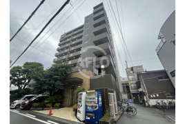 ルファール西九条の外観