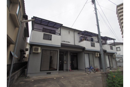 レジデンス川本A棟の外観