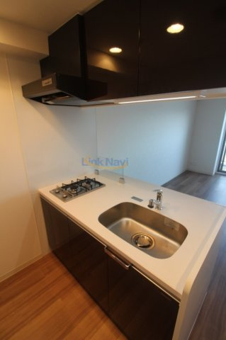 【プレサンス京町堀ノースのキッチン】