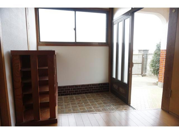 【石川住宅の玄関】