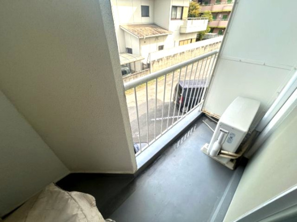 アポスタ蔵本公園のバルコニー