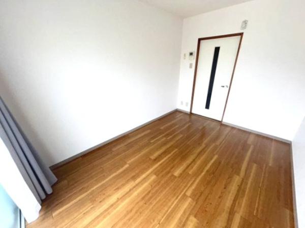 アポスタ蔵本公園の居間