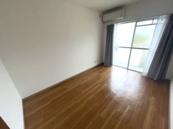 アポスタ蔵本公園の寝室