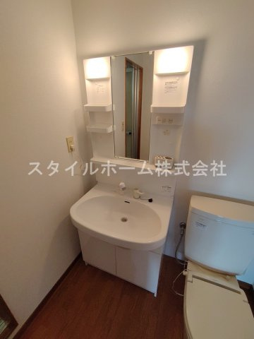 【アビタ・テラの洗面所】