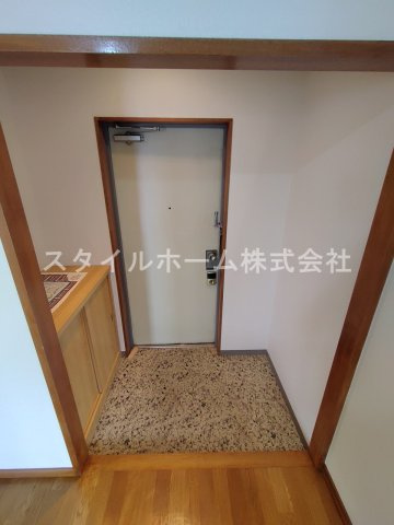 【アビタ・テラの玄関】