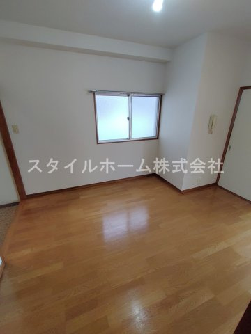 【アビタ・テラの居間】