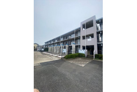 クレインパレス南大泉　B棟の外観