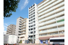フォーリアライズ城東ファインの外観
