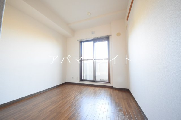 【グラスイン笹山の子供部屋】