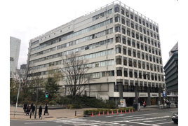 三会堂ビルディングの外観