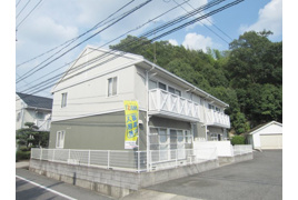 フレグランス三戸Cの外観