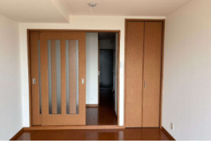 ヤマグチビルの内装