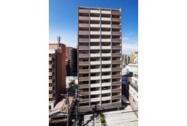 サヴォイヴァンヴェール 4階の外観