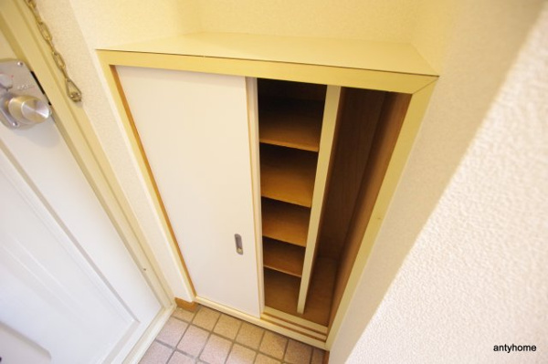 東三国グランドハイツ北　仲介手数料無料の収納