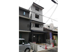 フラッティ千本下長者町の外観