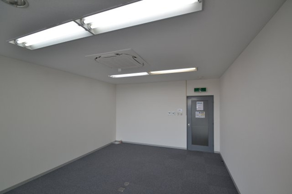 【アイビスプラザの内装】