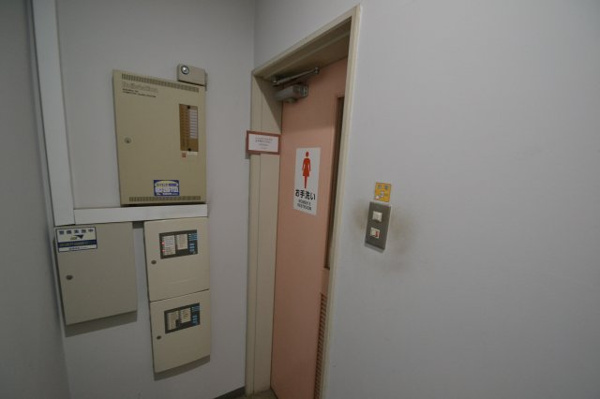 【アイビスプラザのトイレ】